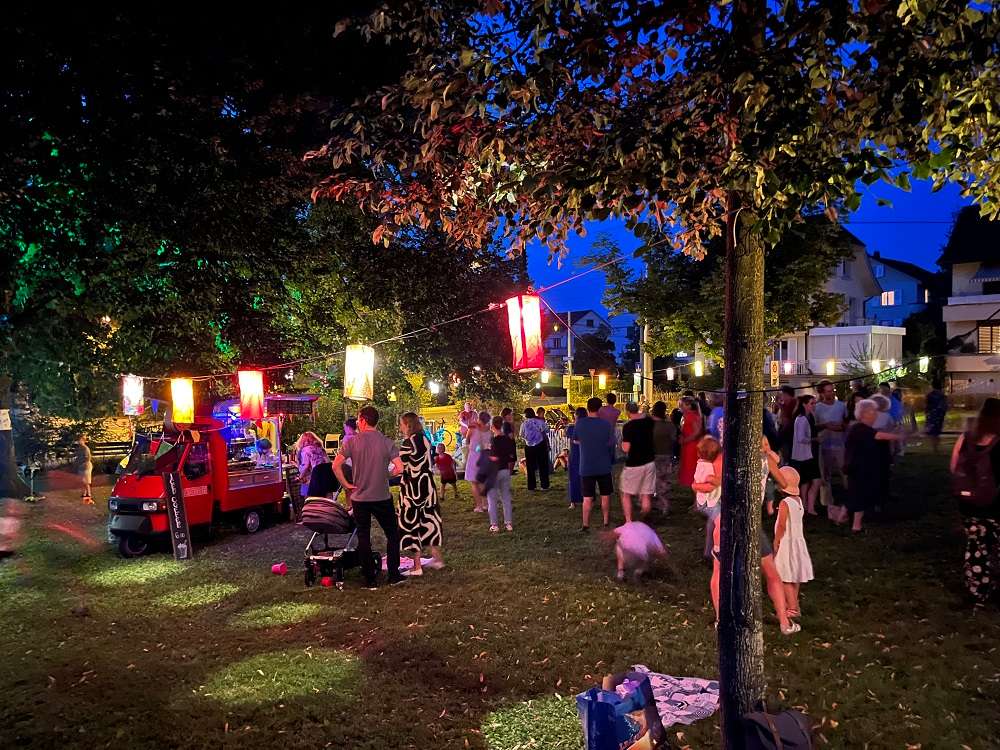 Ferienstimmung bei «Tanz den Zwyssig»